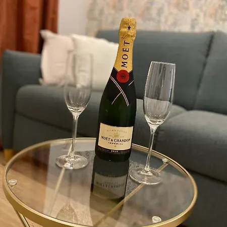 Au Chant Des Oiseaux - Gare Руан