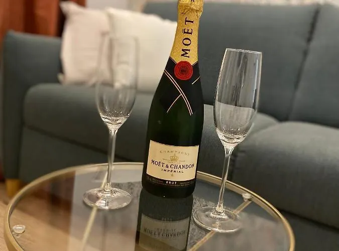 Au Chant Des Oiseaux - Gare Руан